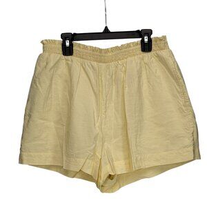 American Eagle Yellow Shorts Medium